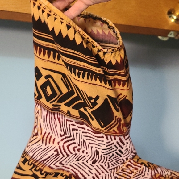 Ladie's Top - Picture 3 of 6